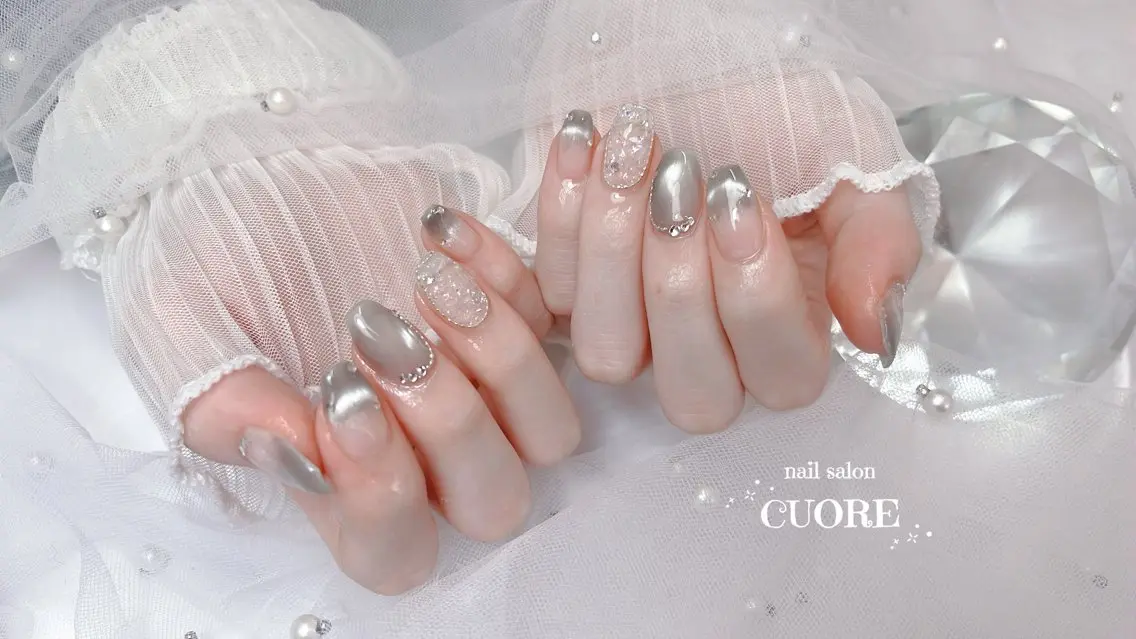 ネイル フレンチネイル マグネットネイル マグネットフレンチ 冬ネイル nail salon CUOREのネイルデザイン