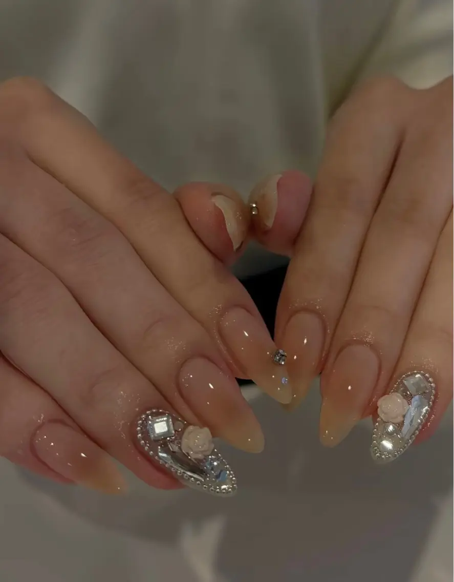 ネイル ハンドネイル NiJi Nailsのネイルデザイン