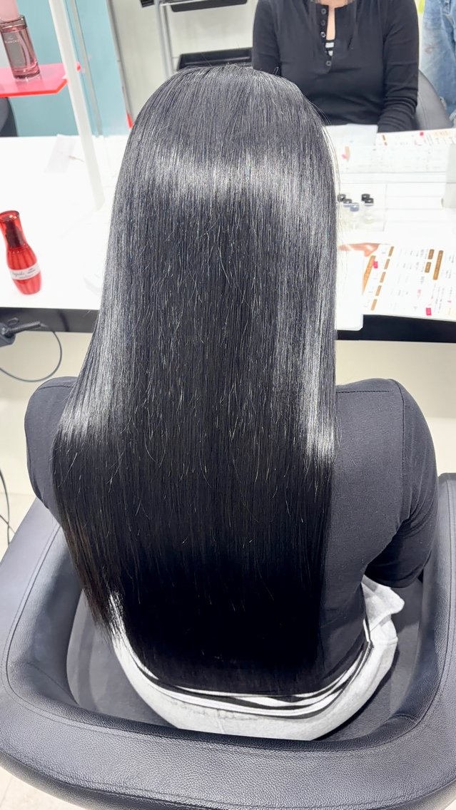 ロング 縮毛矯正 シルバーグレージュ ハイトーン/あすまのヘアスタイル