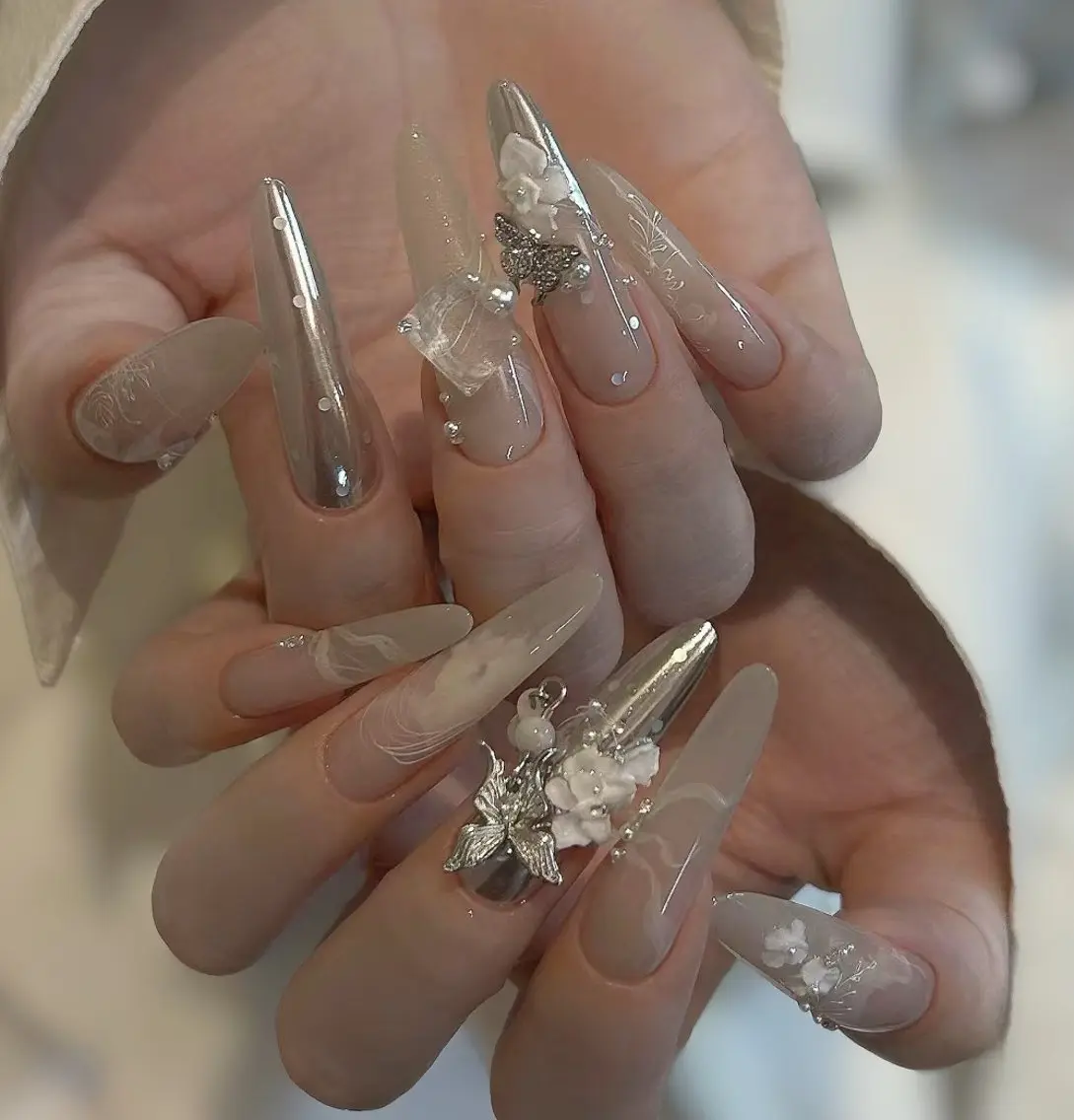 ネイル アートネイル チークネイル フレンチネイル ジェルネイル グリーン YK Beauty Salonのマツエク・マツパデザイン