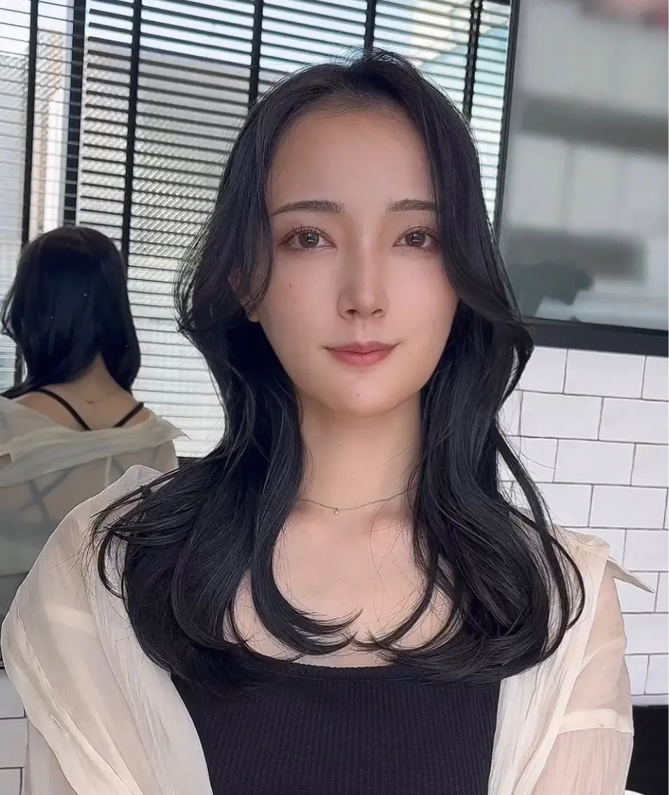 ロング カラー カット ヘアカラー トリートメント 🌫️大人韓国ヘア 🌫️naoyaのヘアスタイル