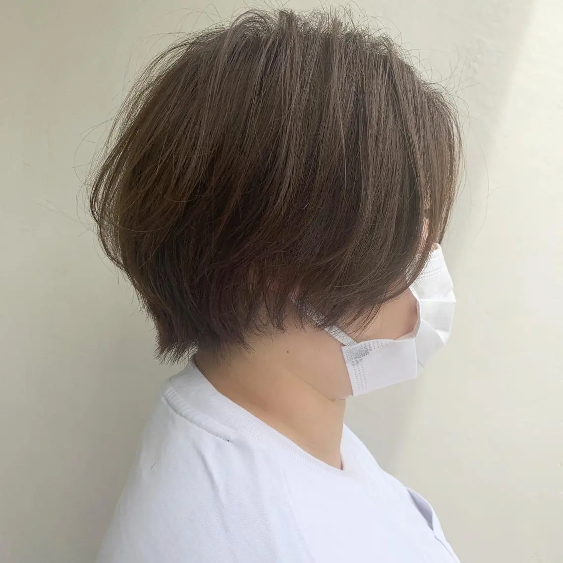 ショート カラー オリーブカラー ショートヘア mako🌷ミニモ 限定クーポン多数🆕のヘアスタイル