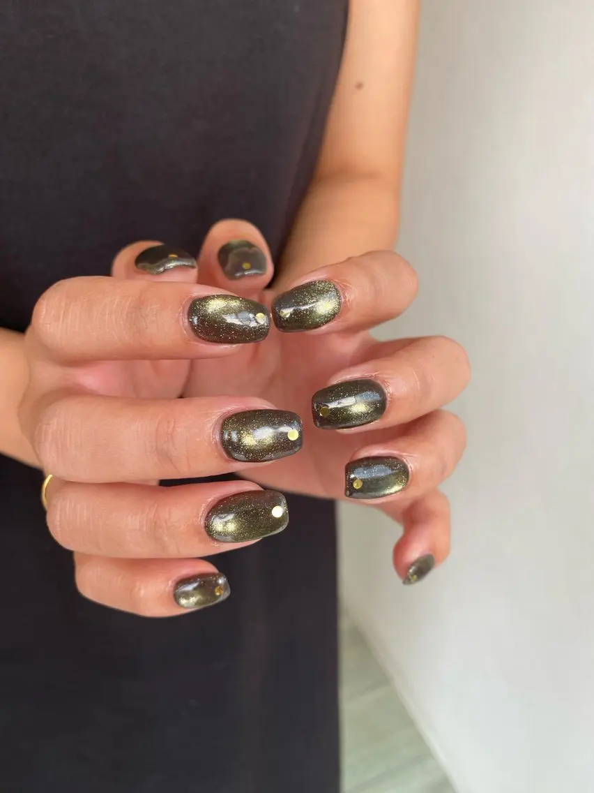 ネイル オーロラネイル マグネットネイル メンズネイル ニュアンスネイル シンプルネイル 草加ニュアンスネイル 🌚hersのネイルデザイン