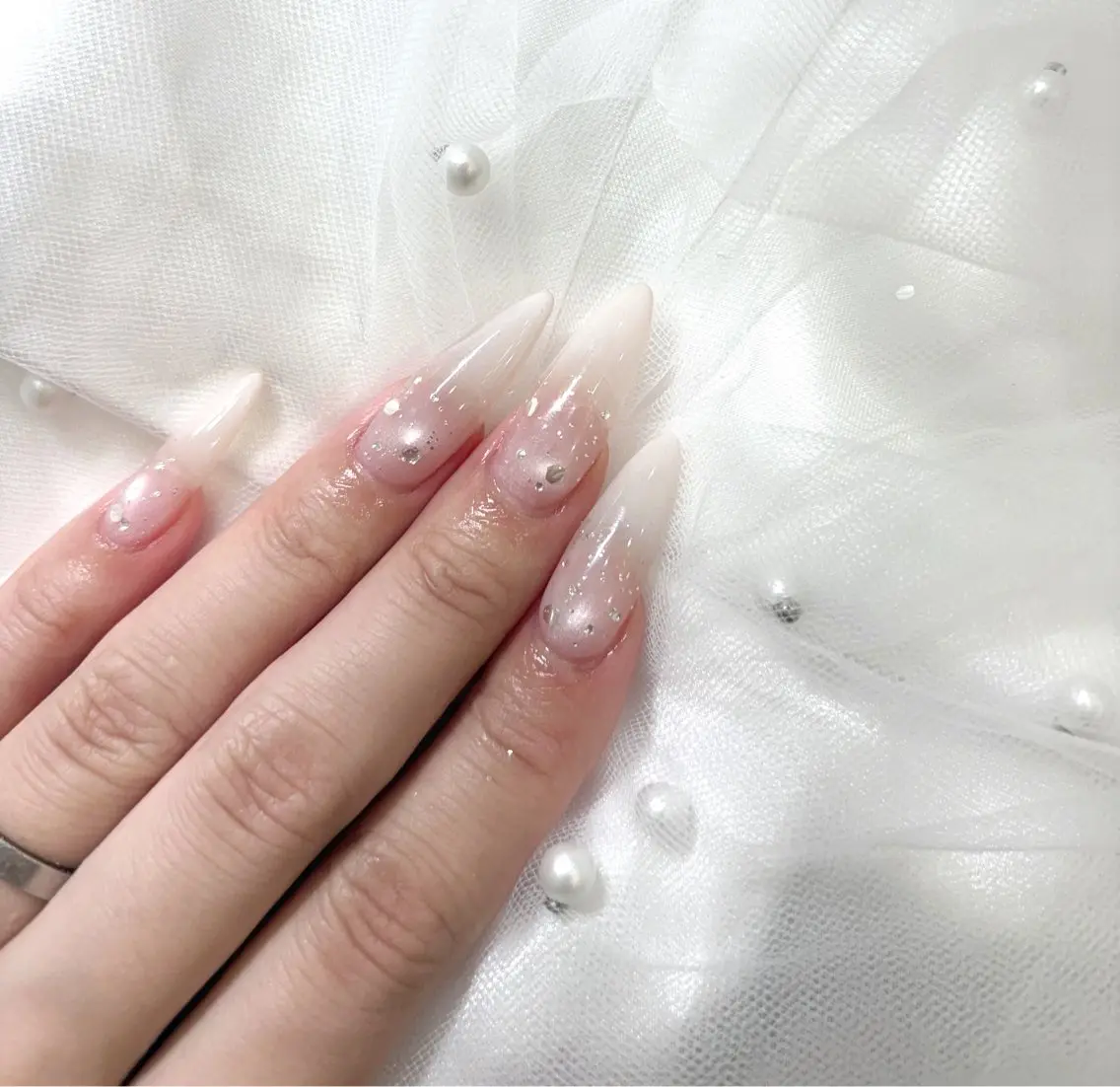 ネイル ハンドネイル 鈴木 惟沙のネイルデザイン