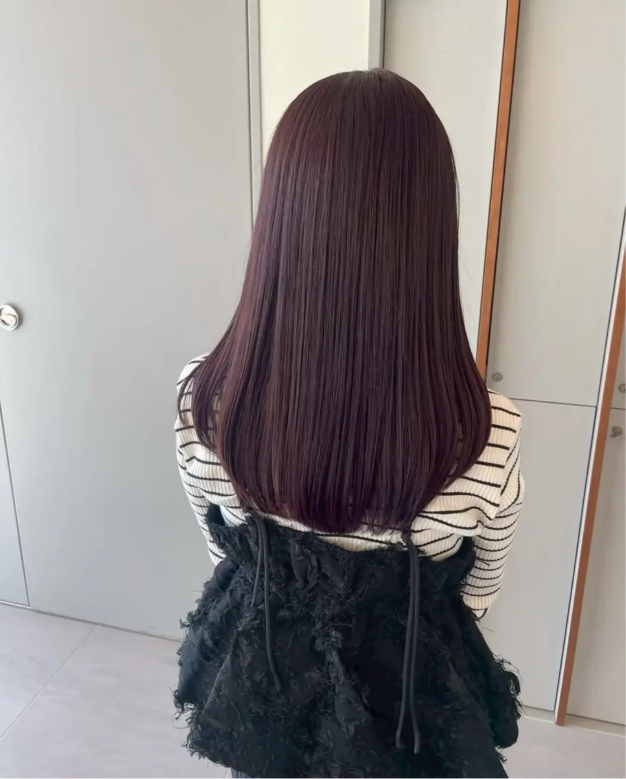 ロング カラー カシス トリートメント ヘアカラー カラーモデル/ wakana🫐💟のヘアスタイル