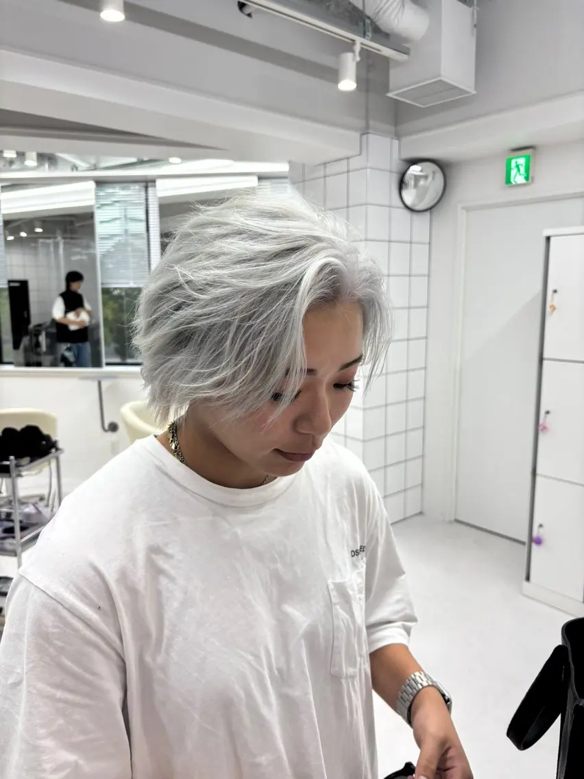 ショート カラー ヘアカラー トリートメント パーマ&ブリーチ /飯牟田/GEAR.のヘアスタイル
