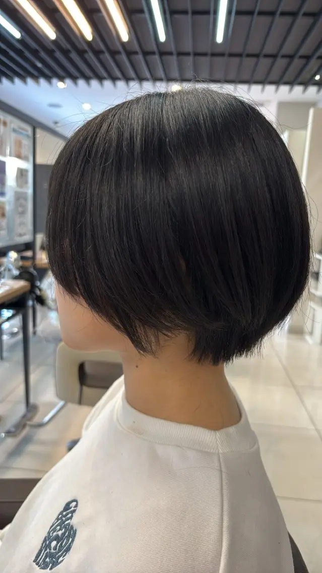 ショート LiTA長嶺 小佐井悠未のヘアスタイル