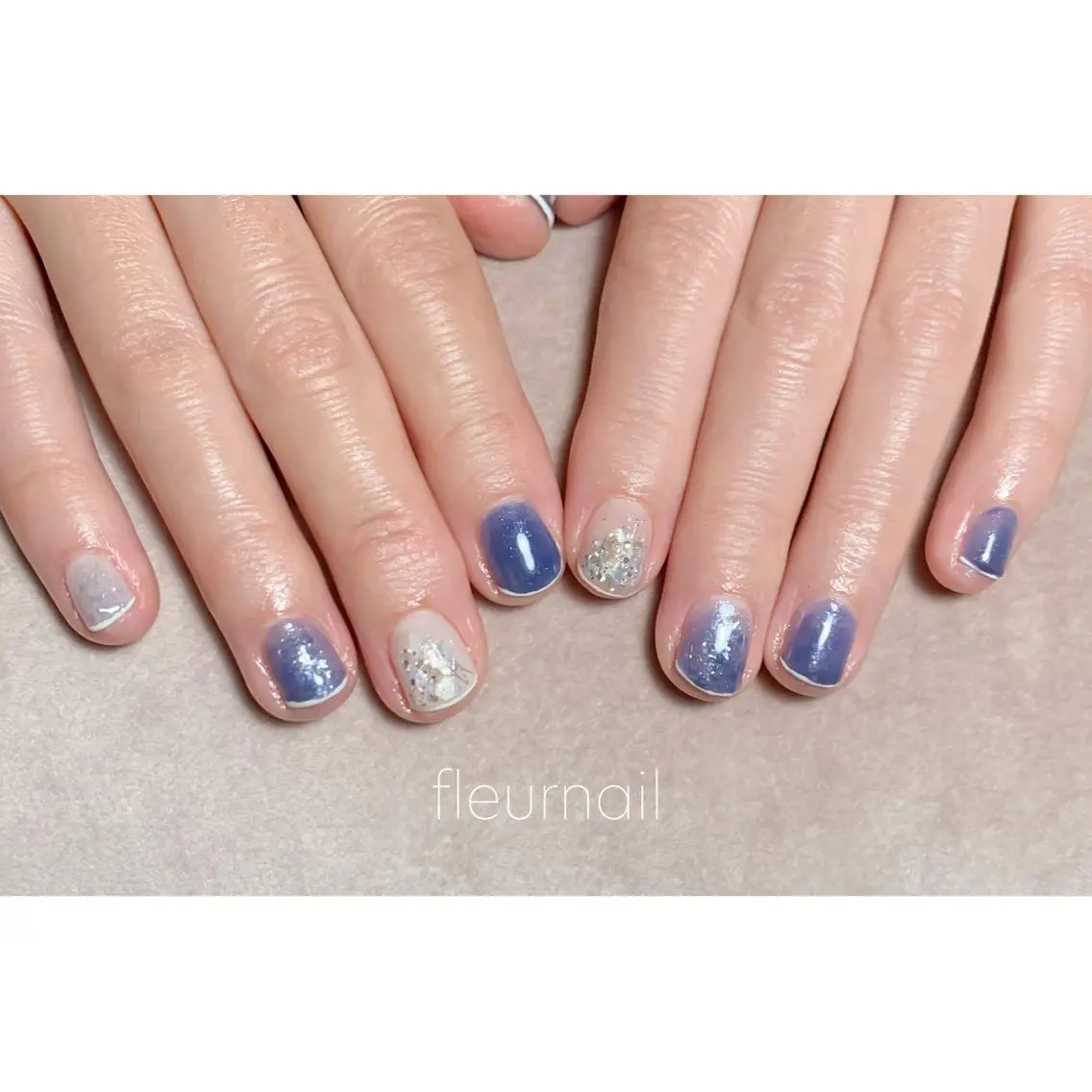 ネイル ブルー カジュアル 成人式 長さ出し フレンチネイル ハンドネイル fleurnail miuraのネイルデザイン