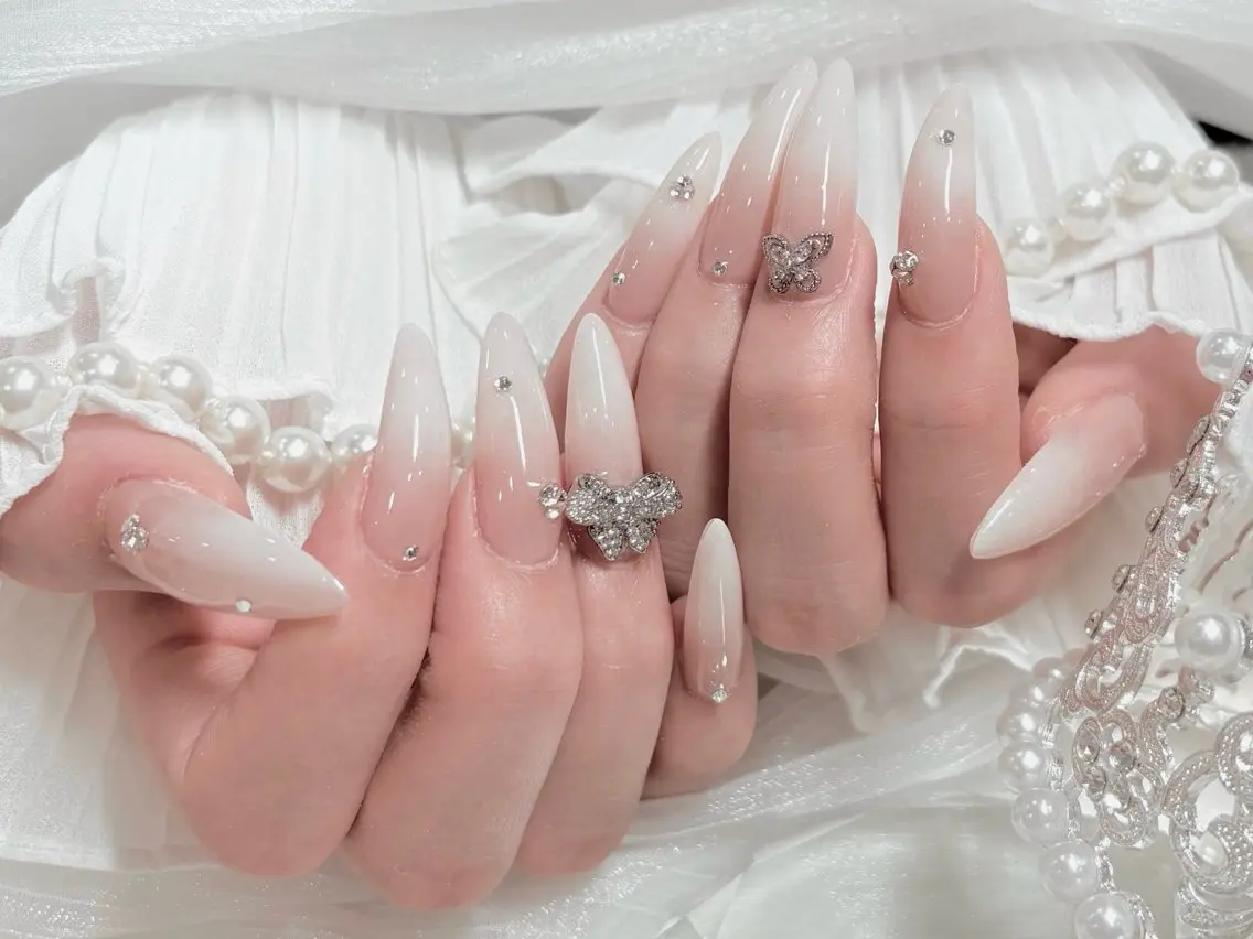 ネイル FLY Nail Salonのネイルデザイン