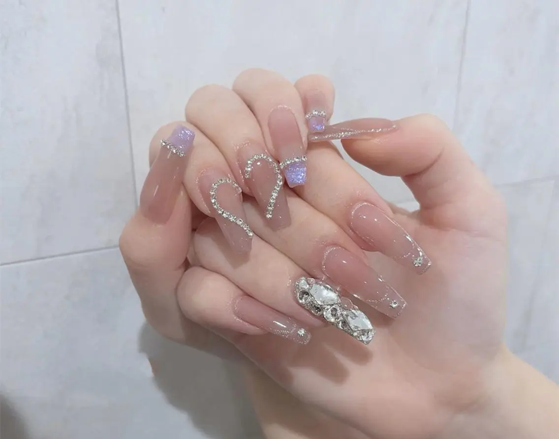 ネイル Glow Nail スカルプ専門店のネイルデザイン