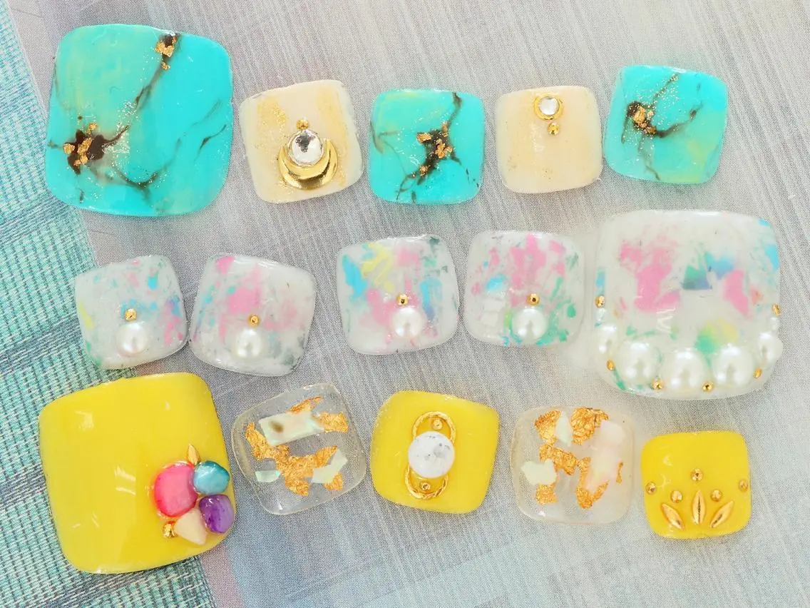 【フット🦶🏻】デザインコース♡2本6820円　10本7880円🎀の写真