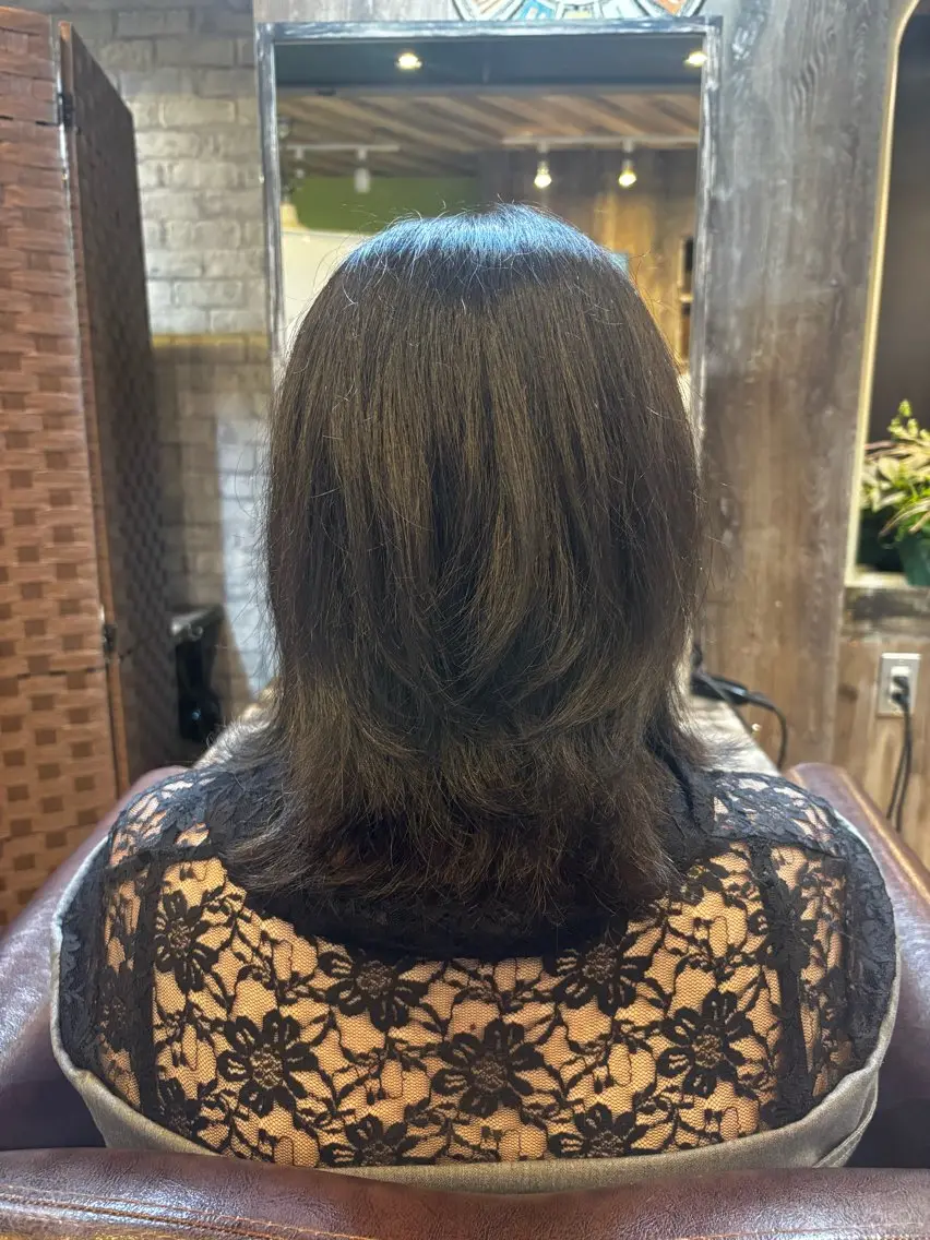 ミディアム 上田 良夢のヘアスタイル