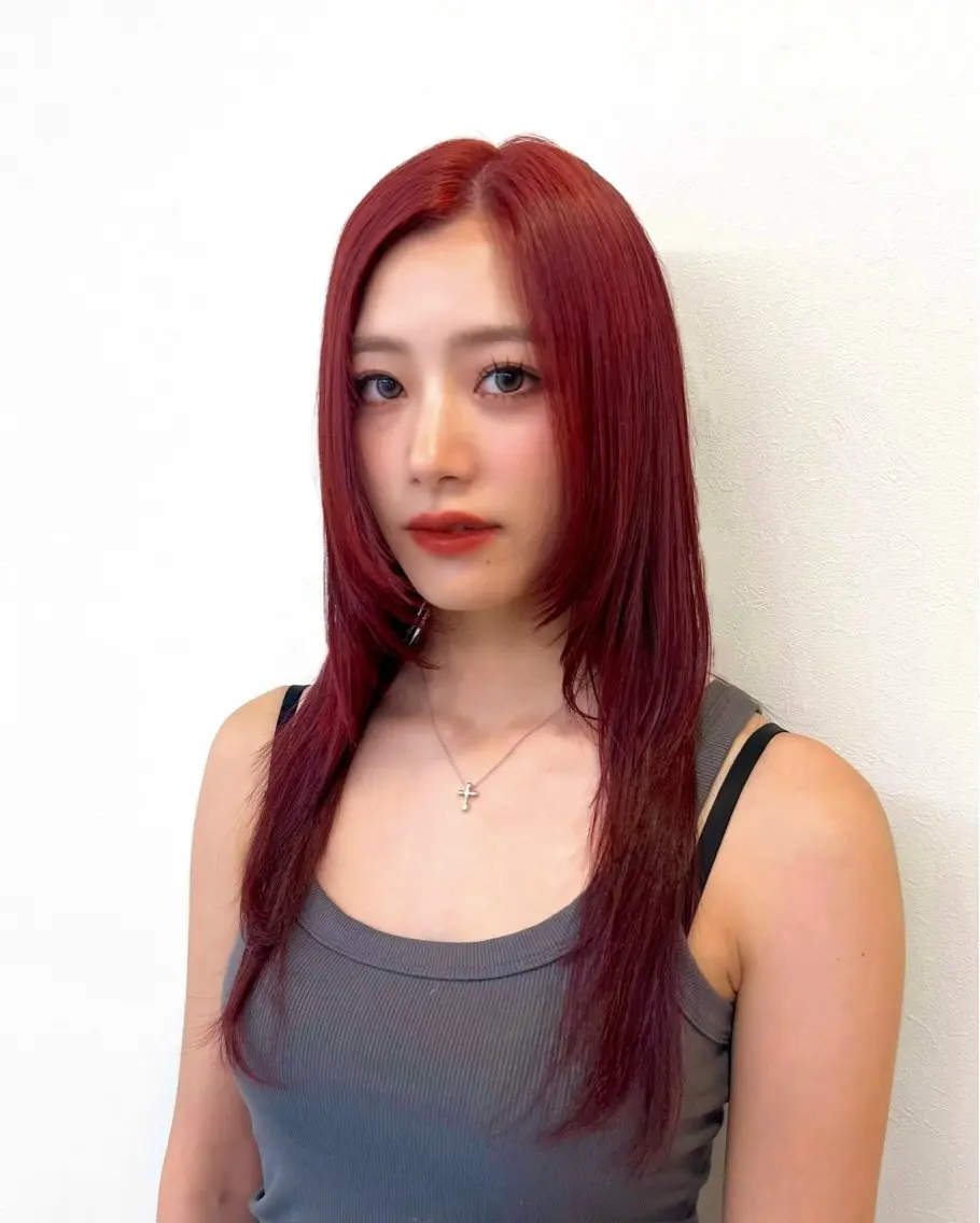 ロング カラー レッドカラー ブリーチカラー🦋‪ 田中さくらのヘアスタイル