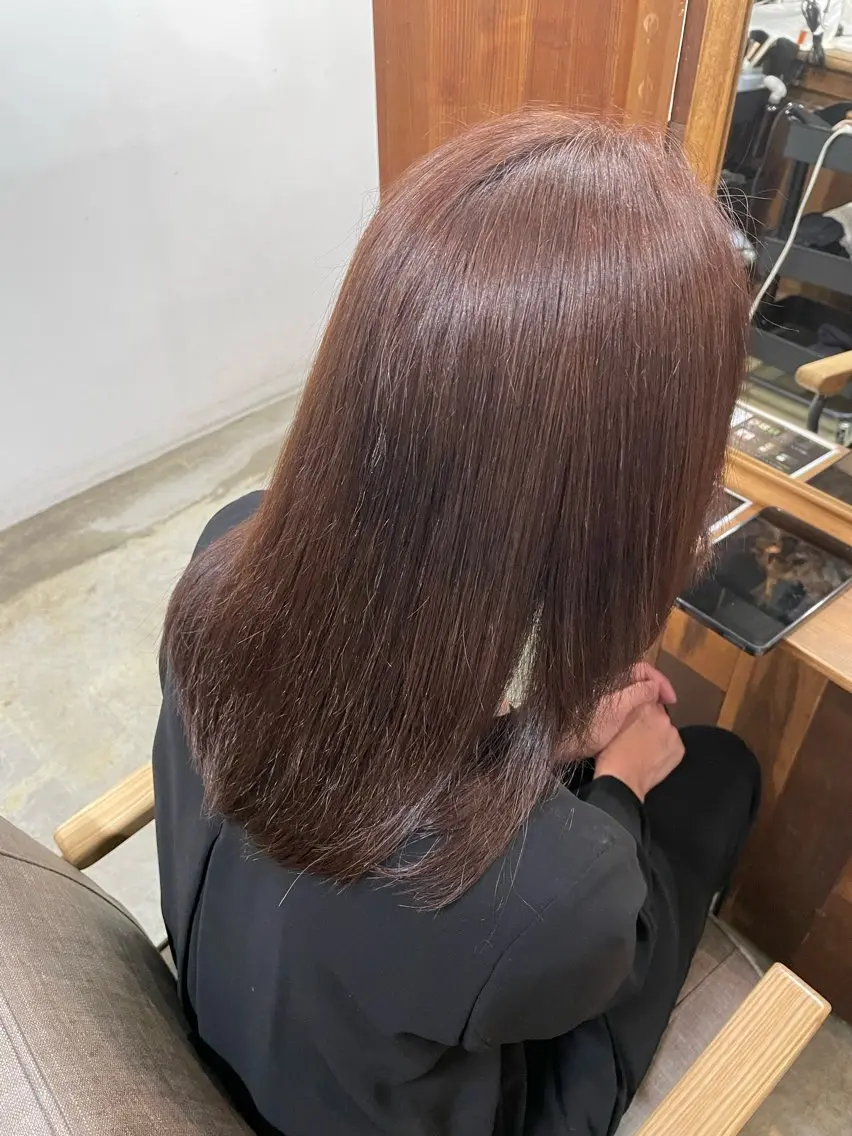 セミロング カラー 髪も心も健康に🤎 原亜希子のヘアスタイル