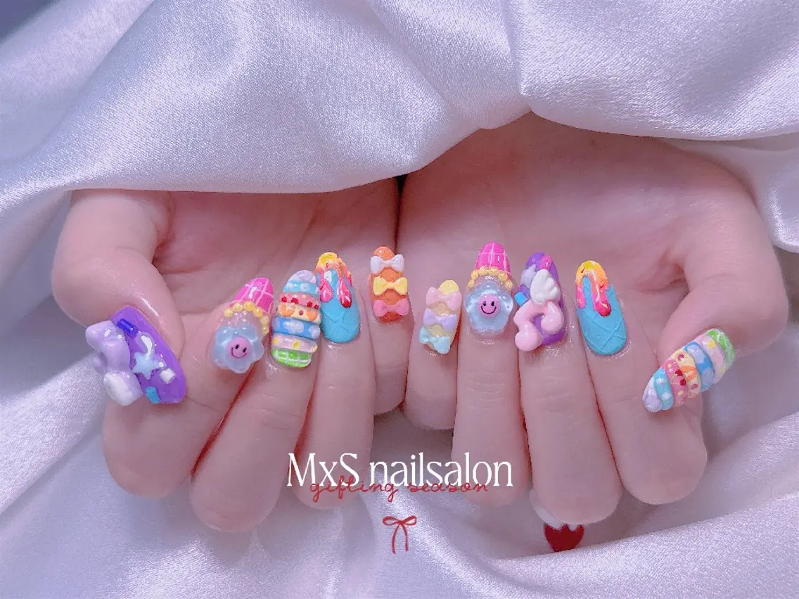 ネイル ハンドネイル ハンドケア MxS リィリィのネイルデザイン