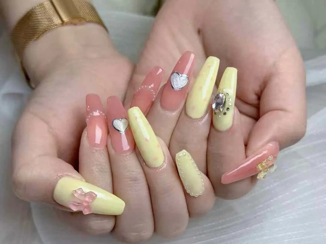 ネイル アートネイル フットネイル ジェルネイル ハート マグネットネイル Babarla Nailのネイルデザイン
