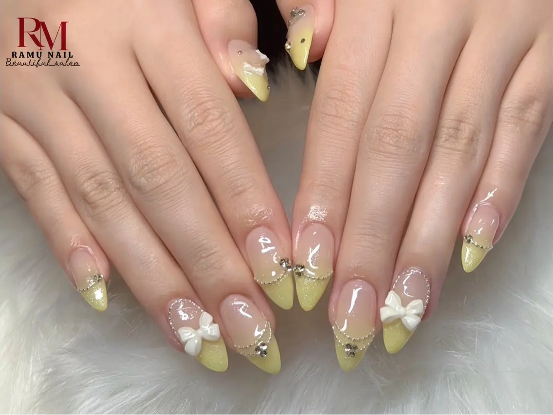 ネイル キラキラネイル マグネットネイル ミラーネイル ピンク 夏ネイル ハンドネイル RAMU Nail 恵比寿店のネイルデザイン