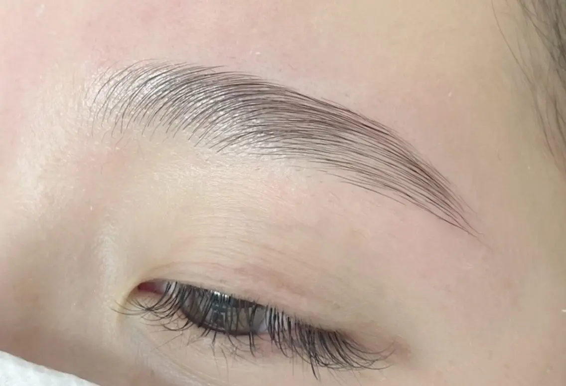 アイブロウ eyelash f　香里園のマツエク・マツパデザイン
