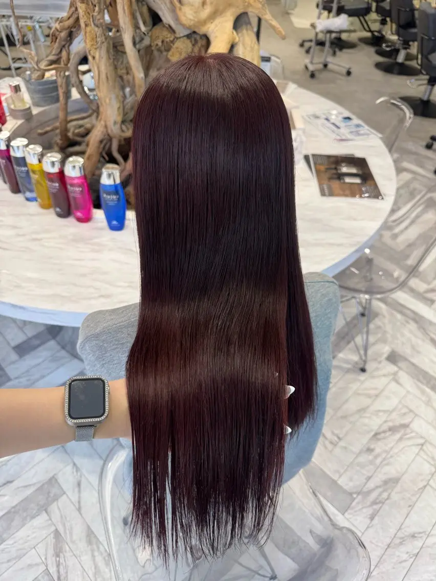 ロング ヘアカラー 小原 有桜のヘアスタイル