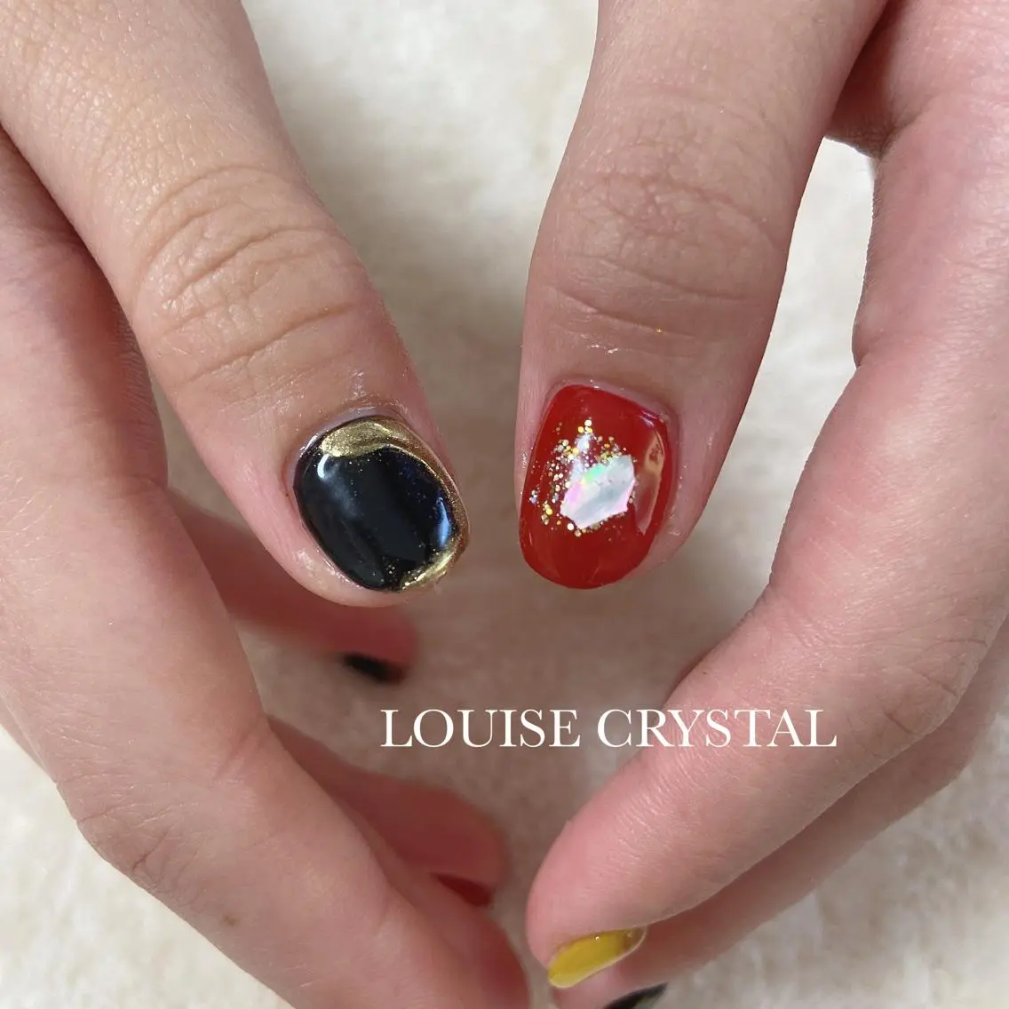 ネイル ハンドネイル LOUISE CRYSTALのネイルデザイン