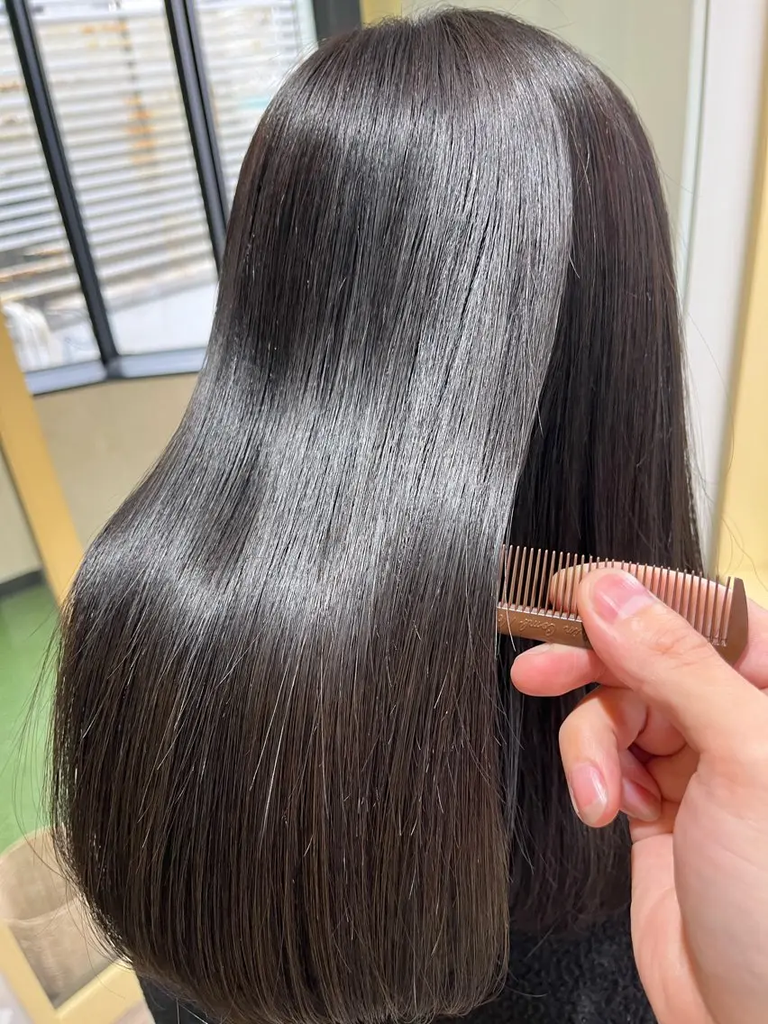 ミディアム カラー ヘアカラー トリートメント ワタイショウタ 髪質改善✨眉毛サロンのヘアスタイル