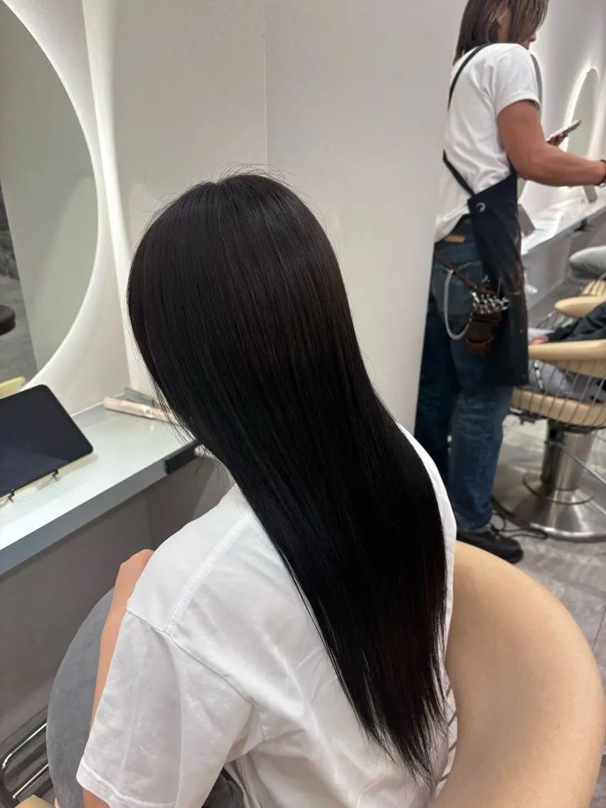 ロング ヘアカラー 🩵ワンカラー MIYU🩵のヘアスタイル