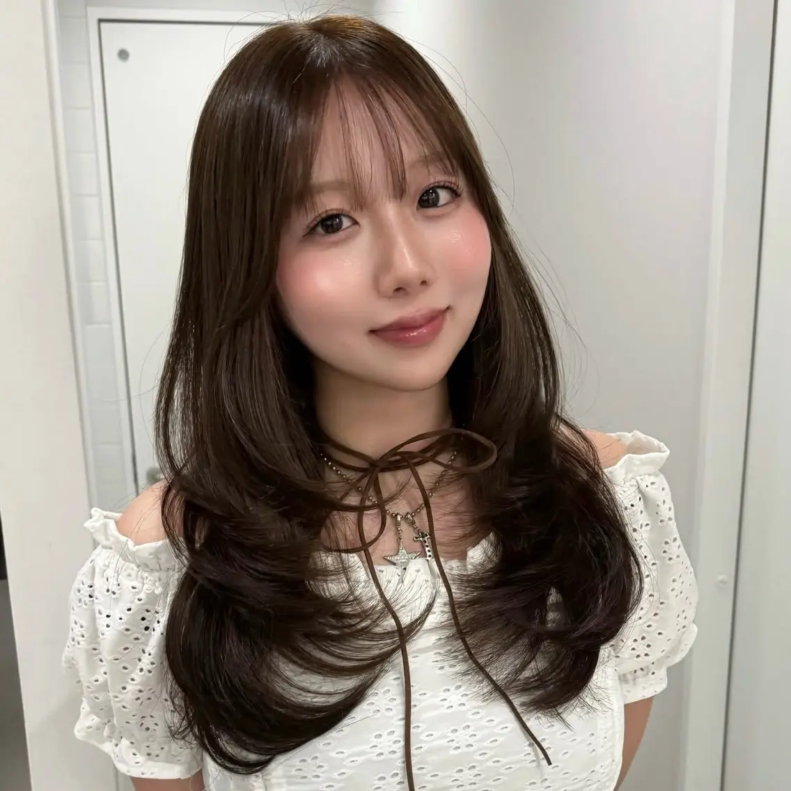 ロング カラー ブラウンカラー チョコレートブラウン レイヤーカット カットモデル୨୧大阪 梅田タカシマリナ♡のヘアスタイル