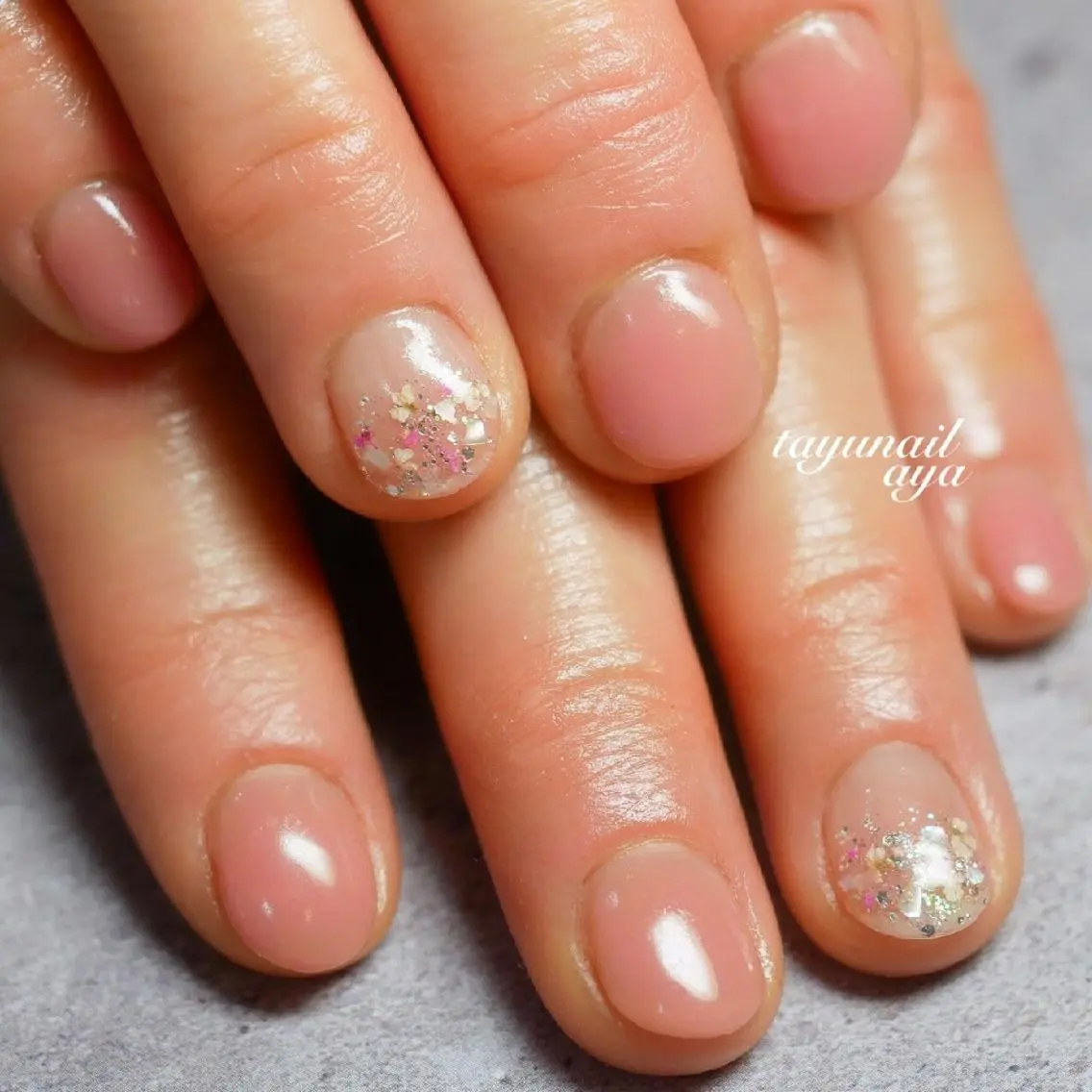 ネイル ブルー ジェルネイル グラデーション ラメ(グリッター) ラメグラデーション ネイルサロン 【たゆnail】のネイルデザイン