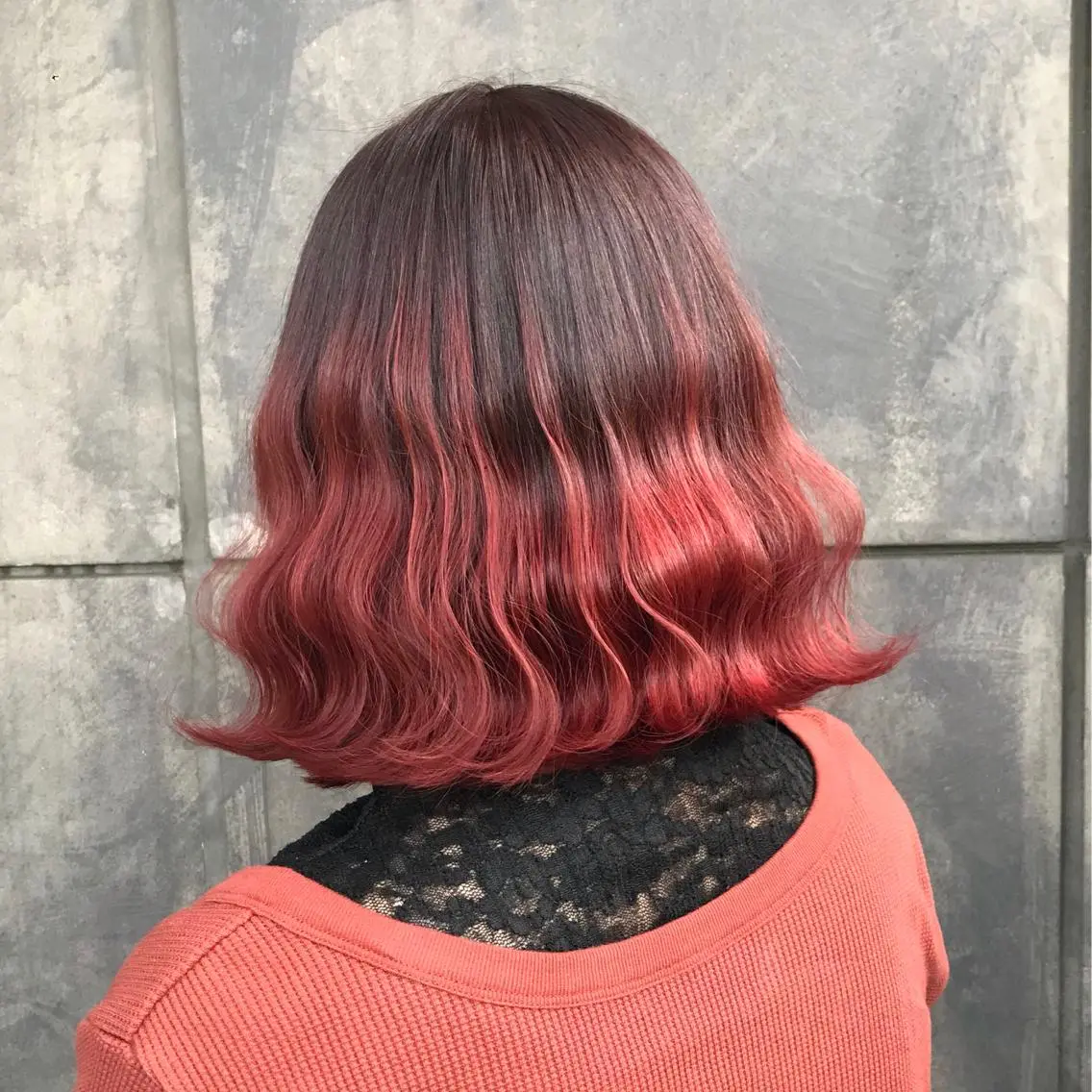 ショート カラー ブリーチ グラデーションカラー ピンクカラー タンバルモリ ムルギョル巻き K-POP好き美容師 🇰🇷Kai.Yのヘアスタイル