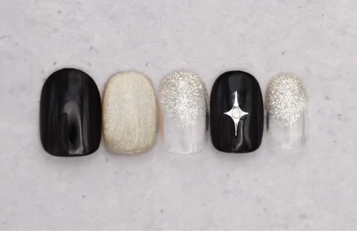 ネイル ゆら 練習生💅🏻のネイルデザイン