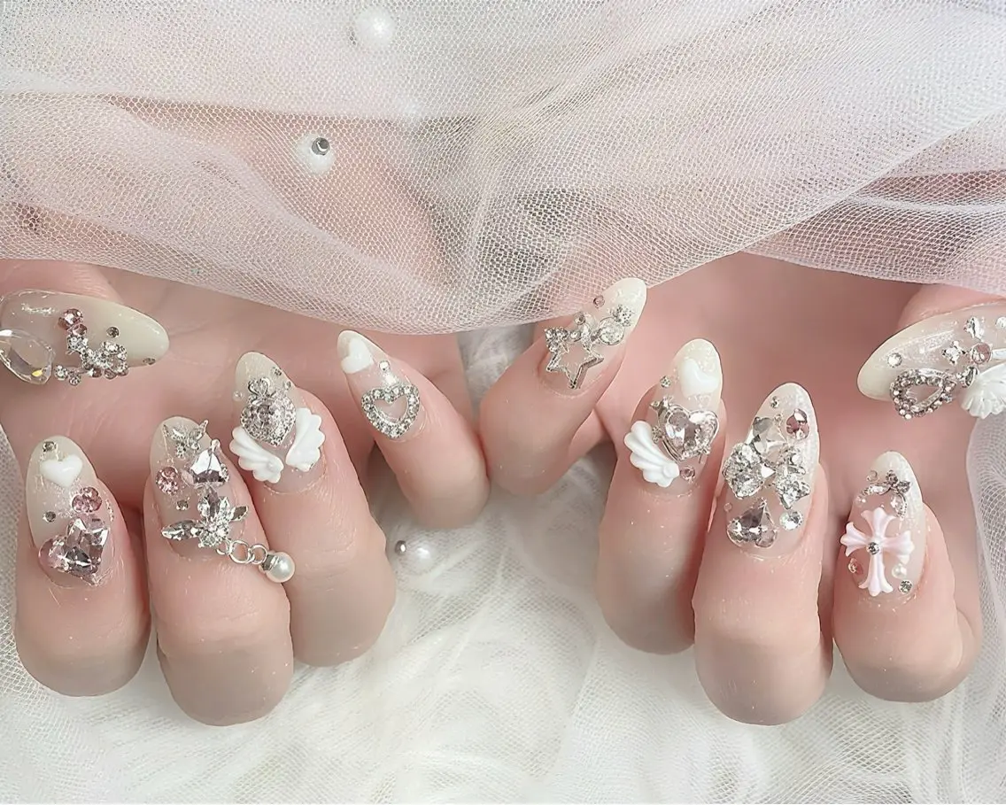ネイル フラッシュネイル キラキラネイル ハンドネイル ハンドケア Gote Kawa nail salonのネイルデザイン