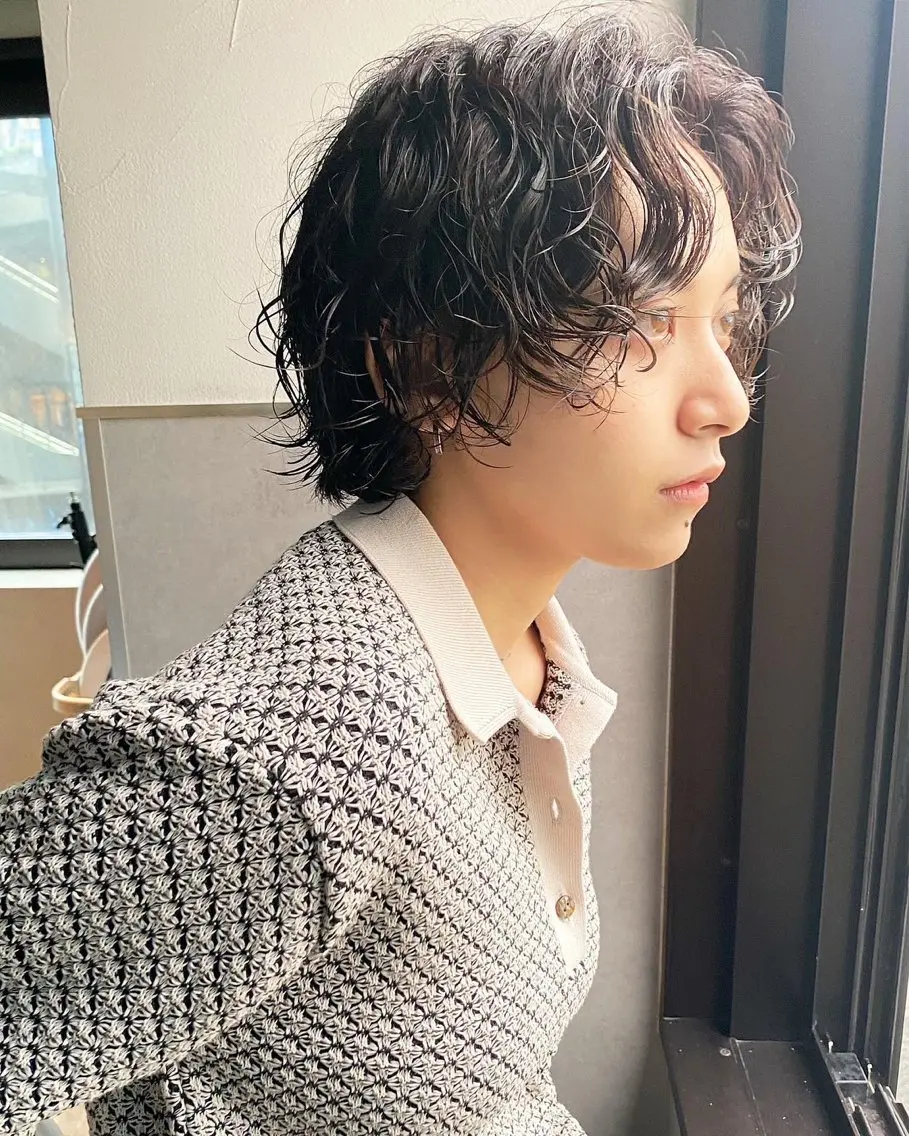 ショート パーマ カット パーマ hollo 原宿のヘアスタイル