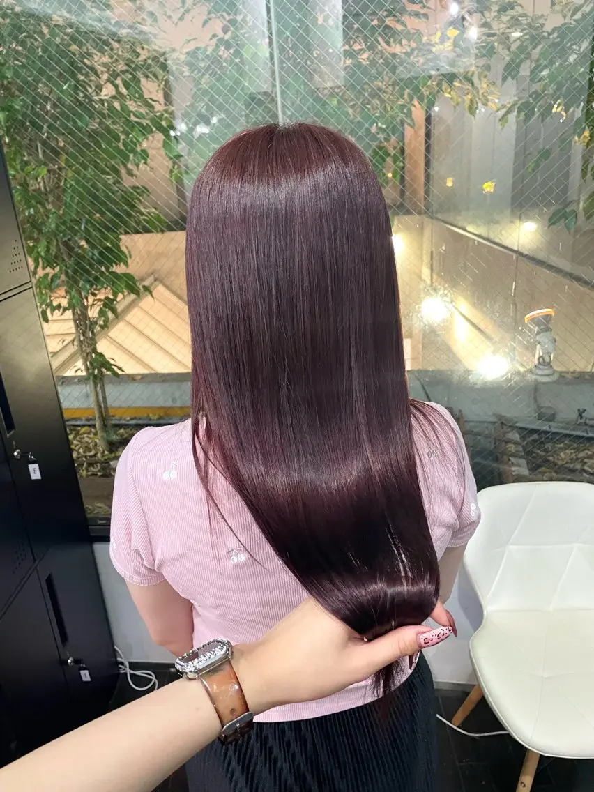 ロング カラー 髪質改善 ヘアカラー トリートメント 🩵ハイトーン/ レイヤーYUZU🩵のヘアスタイル