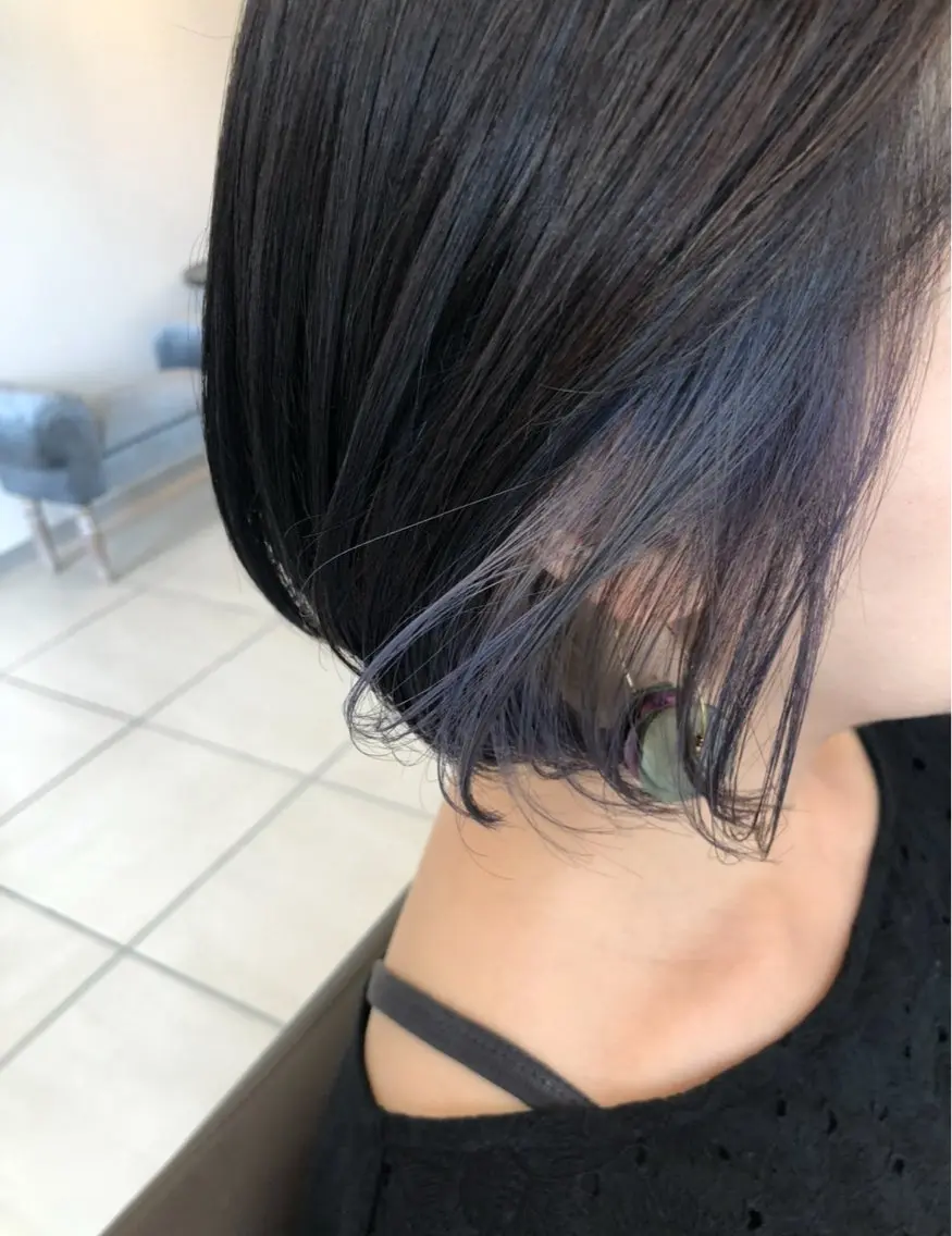 ショート カット ヘアカラー 白岩 良子のヘアスタイル