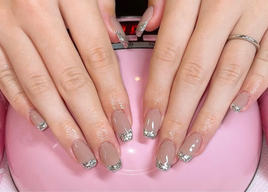 ネイル ハンドネイル VIERU 🌈🎀💖のネイルデザイン