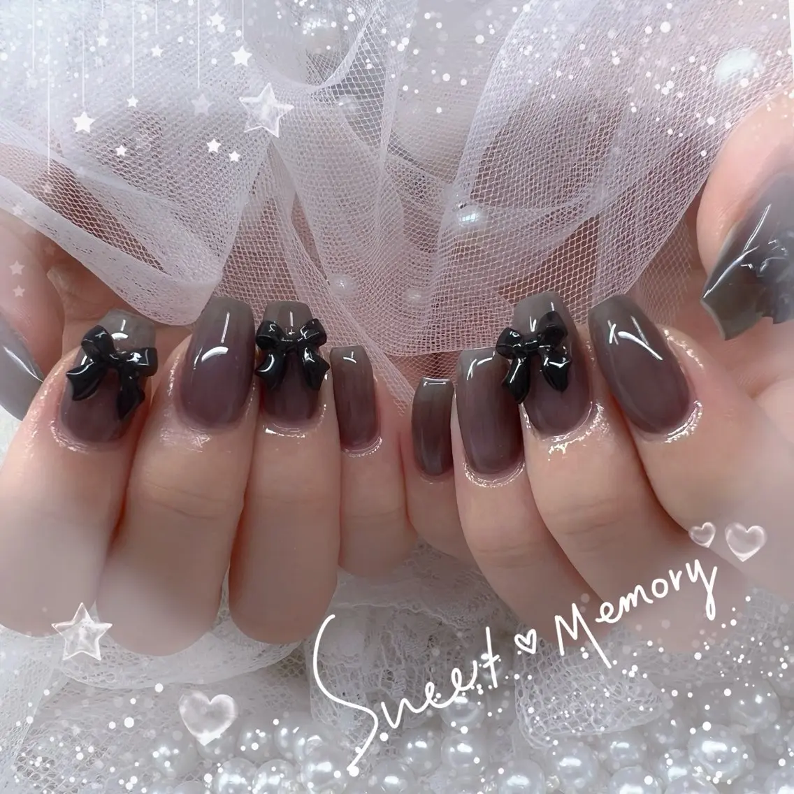 ネイル チークネイル フレンチネイル ガーリー ガラスフレンチ グラデーション ハンドネイル ハンドケア Chill Nailsalonのネイルデザイン