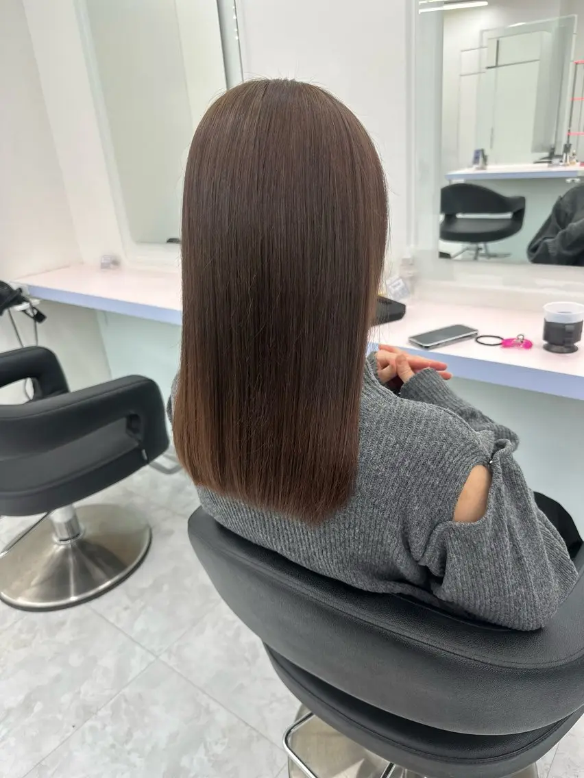 ミディアム カラー ヘアカラー ヘッドスパ 🫧ハイトーン🫧 ベージュ🫧徹哉のヘアスタイル