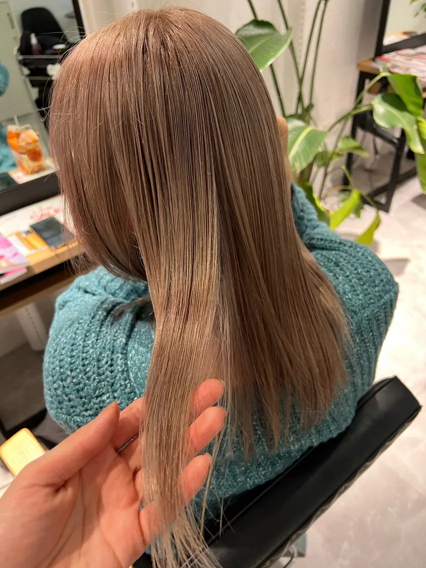 セミロング 「sumi」 AMIのヘアスタイル