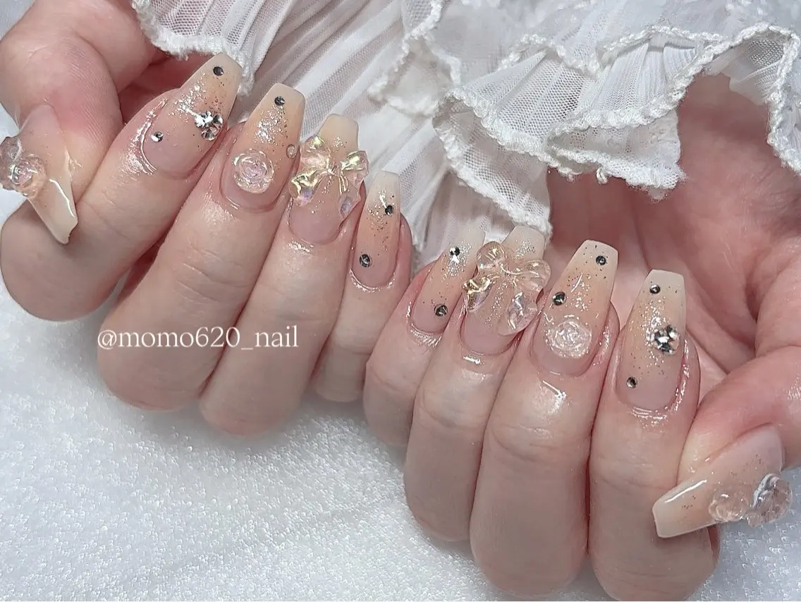 ネイル チークネイル オレンジ ハンドネイル momoka🤍 四ツ橋のネイルデザイン