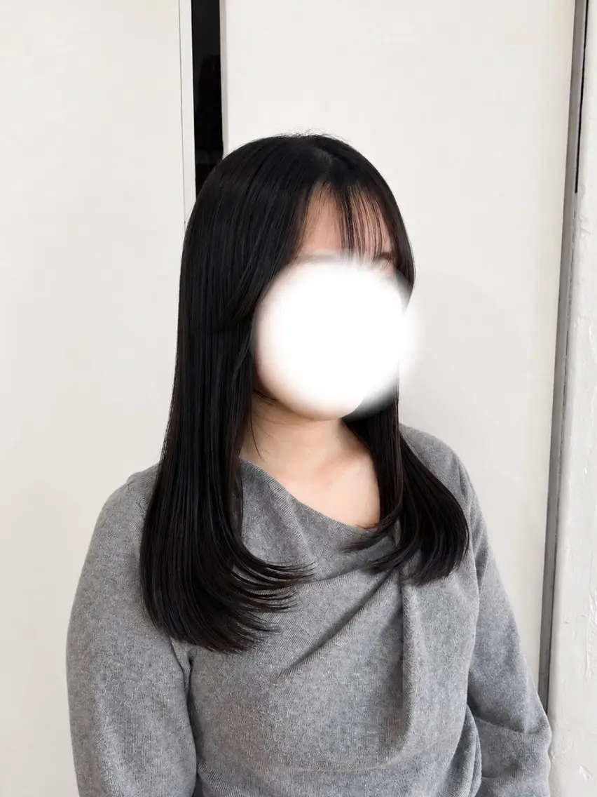 ロング レイヤーカット ローレイヤー カット ヘアカラー トリートメント たきぐち さくらのヘアスタイル