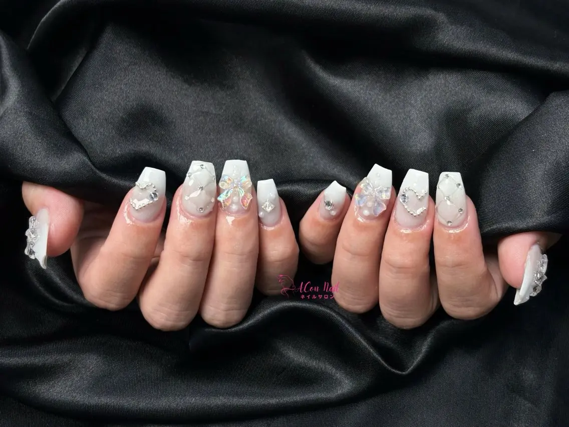 ネイル 桜ネイル 長さ出し フラワーネイル フレンチネイル ジェルネイル ハンドネイル ACon NailSalonのネイルデザイン