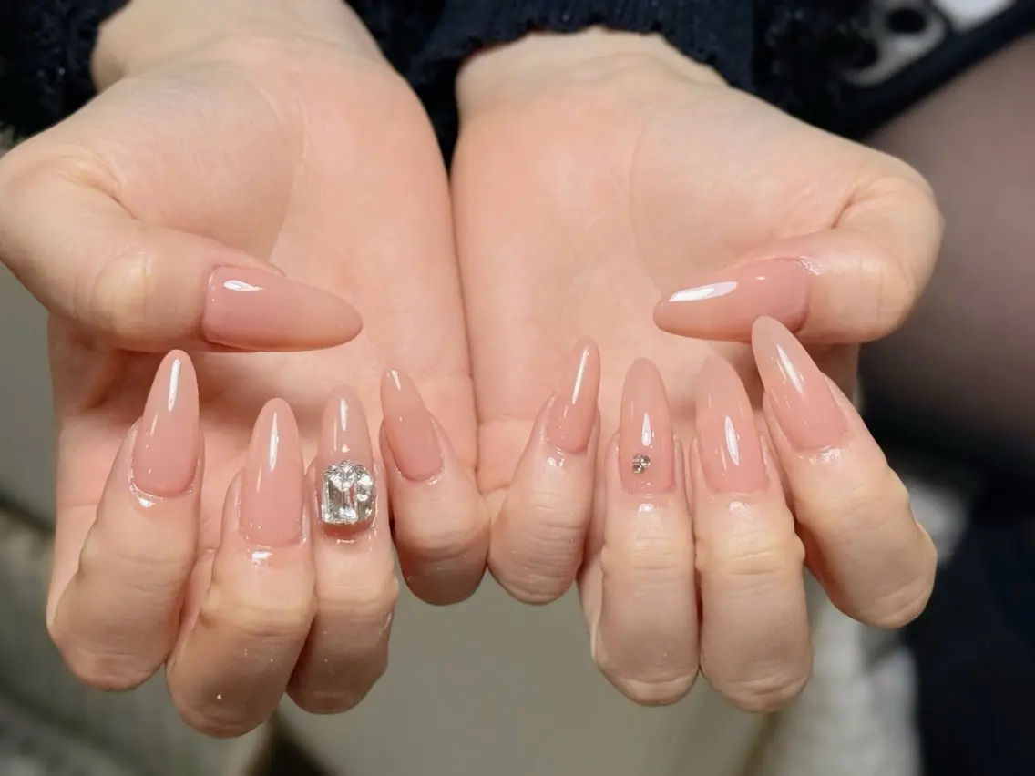 ネイル アートネイル オーロラネイル チークネイル フレンチネイル ガラスフレンチ ハンドネイル 🎀YooLi Nail salonのネイルデザイン