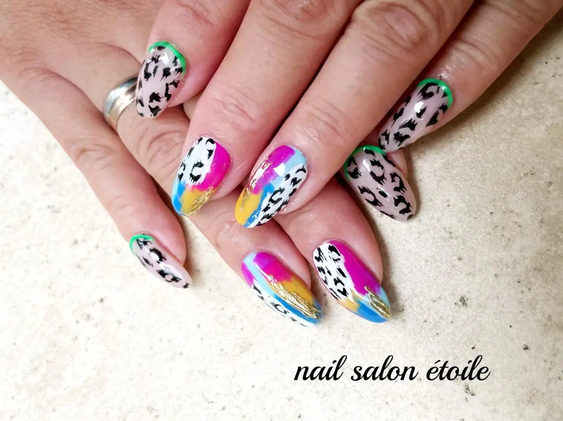 ネイル アニマル柄 アートネイル クリアネイル ジェルネイル グリーン ハンドネイル nail salon étoileのネイルデザイン