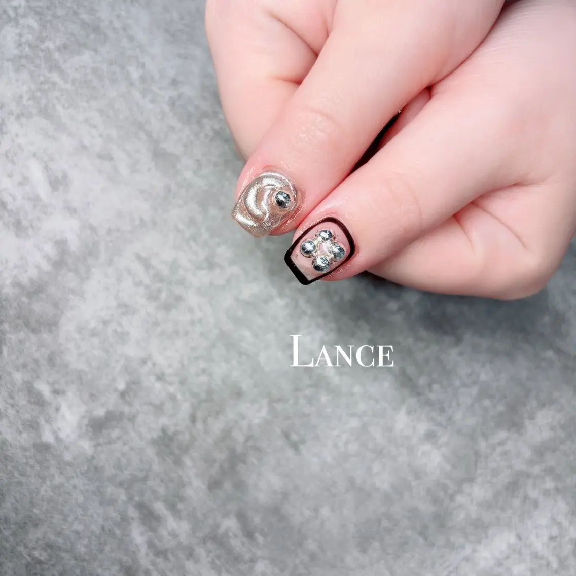 ネイル オーロラネイル フットネイル フレンチネイル キラキラネイル 韓国ネイル Lance nailのネイルデザイン