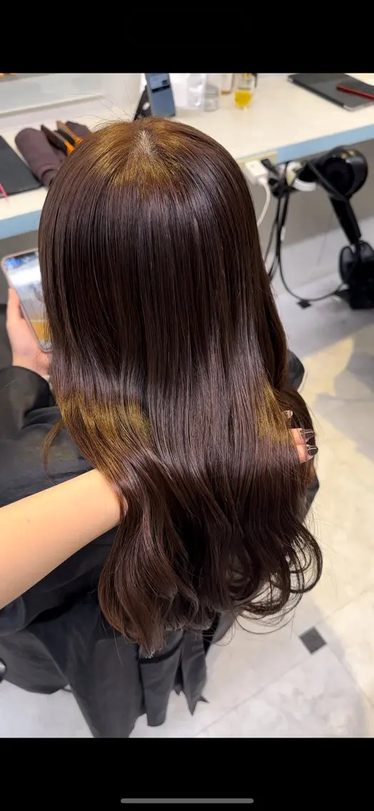 ロング カラー ブラウンカラー マロンブラウン ヘアカラー トリートメント ♥️暖色カラ ー♥️由夏のヘアスタイル