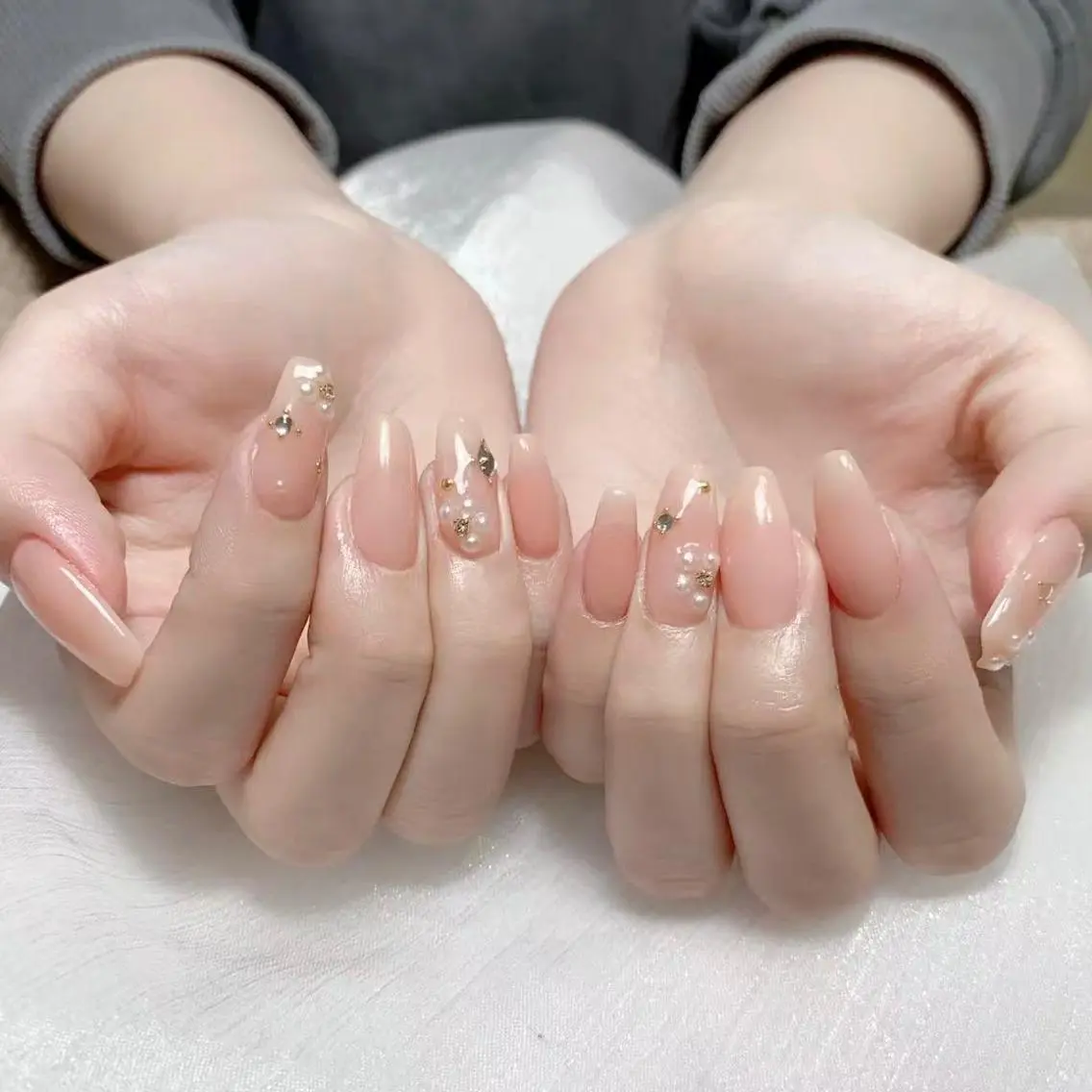 ネイル ハンドネイル NAILサロン 木にいるのネイルデザイン