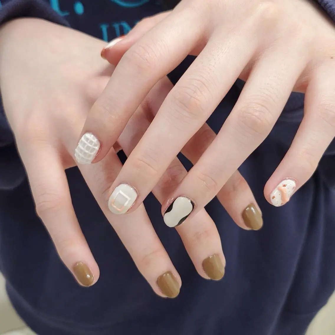ネイル アートネイル ジェルネイル ニュアンスネイル スカルプネイル nailstudio eviz新宿店のネイルデザイン