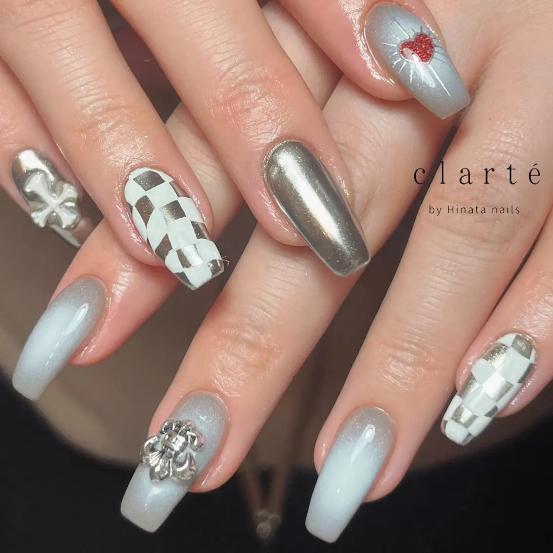 ネイル ハンドネイル 【LaCLARTE】 京橋各線駅ﾁｶ🩶のマツエク・マツパデザイン