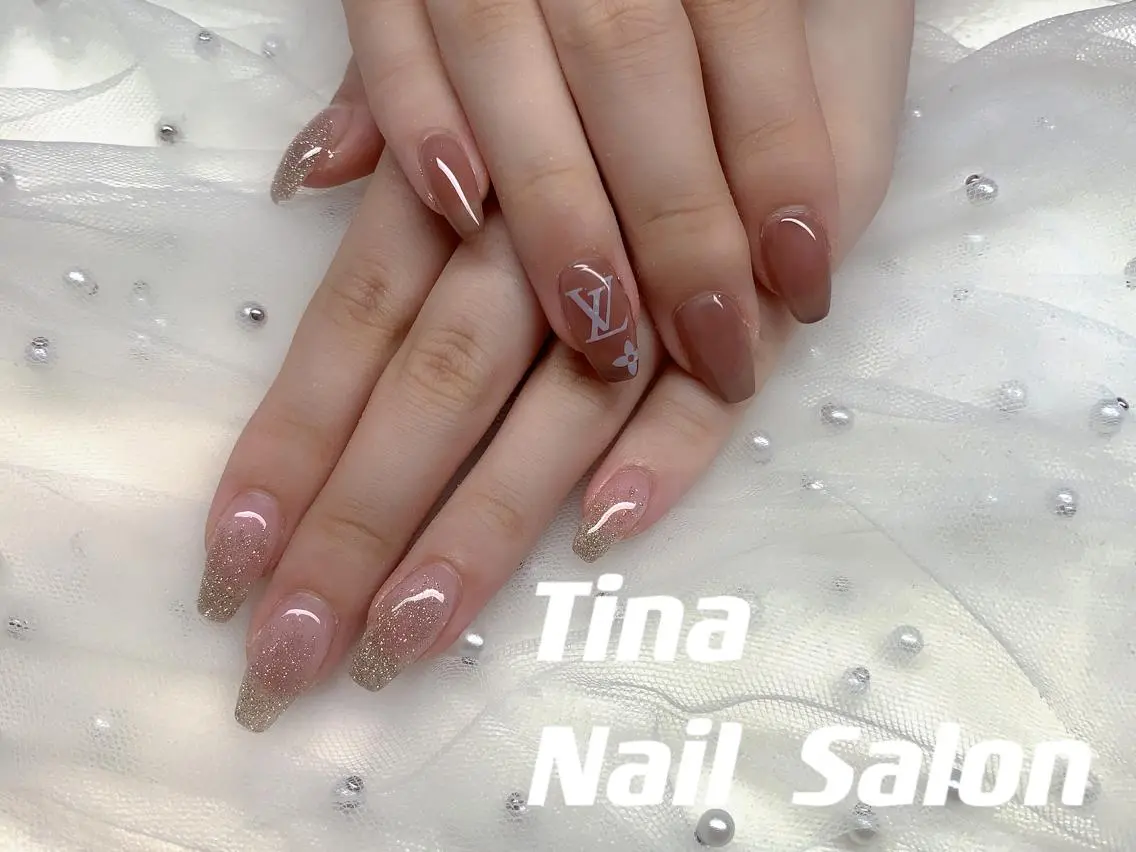 ネイル Tinaネイル 難波のネイルデザイン
