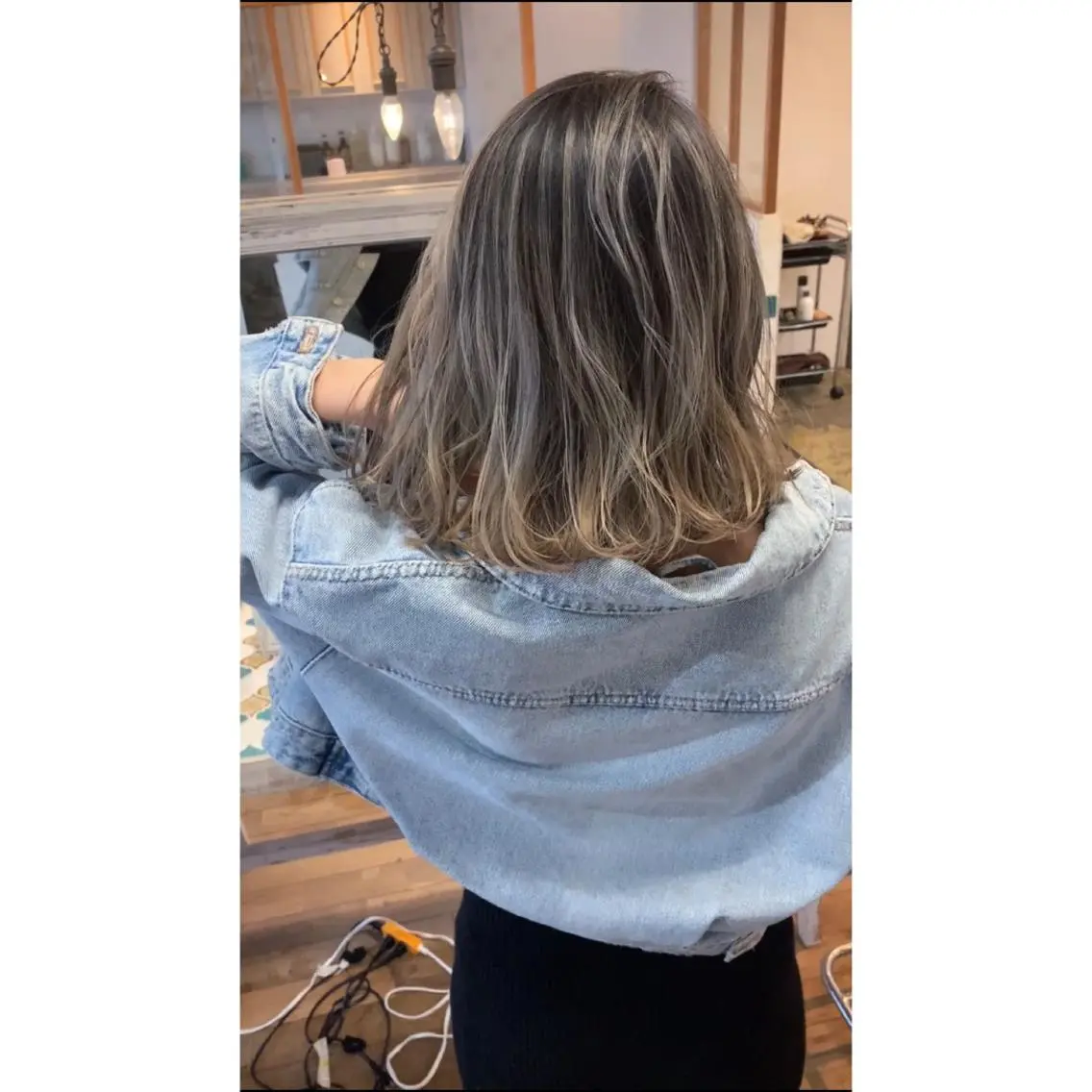 カラー ベージュカラー ブロンド ハイトーンカラー カット ヘアカラー トリートメント be yondのヘアスタイル